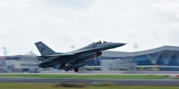 Penerbang TNI AU dan Amerika Latihan Tempur Jarak Dekat di Pekanbaru