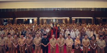 Gubernur Syamsuar Rakor Bersama Bupati/Walikota dan Camat Se-Riau