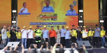 Gubernur Ansar dan Bamsoet Buka Puncak Kenduri Otomotif Kepri 2023