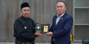 Riau Bangun Kerjasama Pengembangan IT dengan Perwakilan Cyber University dari Korea Selatan