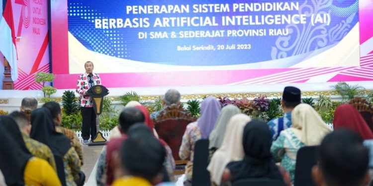 SMA/SMK di Riau Akan Terapkan Sistem Pendidikan Berbasis AI