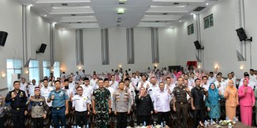Bupati Kasmarni Bersama Forkopimda Dengarkan Pidato Kenegaraan Presiden RI