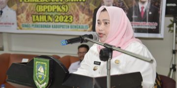 Dukung Petani Sawit, Bupati Kasmarni Sebut Berikan Bantuan Sarana dan Prasarana