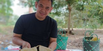 Mencicipi Rasa Durian Sultan di Kampung Agam Siak Riau