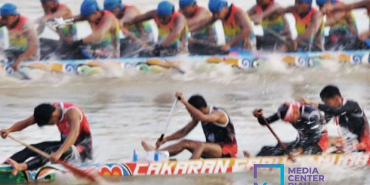 Pacu Jalur 2023, Tuah Keramat Bukit Embun Raih Piala Kemenparekraf