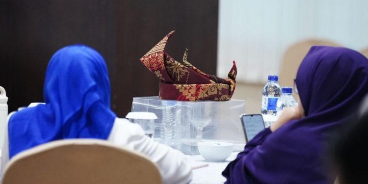 UMKM Bono Tanjak Promosikan Balong Raja dan Nakhoda Trong Saat FGD Akselerasi Ekspor Halal Provinsi Riau