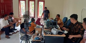Jemput Bola, Pemkab Bengkalis Beri Layanan Dukcapil di Pinggir, Mandau dan Bathin Solapan