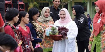 Buka Gerakan Pangan di Talang Muandau, Bupati Kasmarni Ajak Konsumsi Pangan B2SA