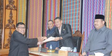 Bupati Bengkalis Hadiri Rapat Paripurna Pandangan Umum Fraksi Terhadap Ranperda APBD T.A 2024