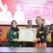 Bupati Bengkalis Terima Penghargaan Percepatan Pembangunan Desa
