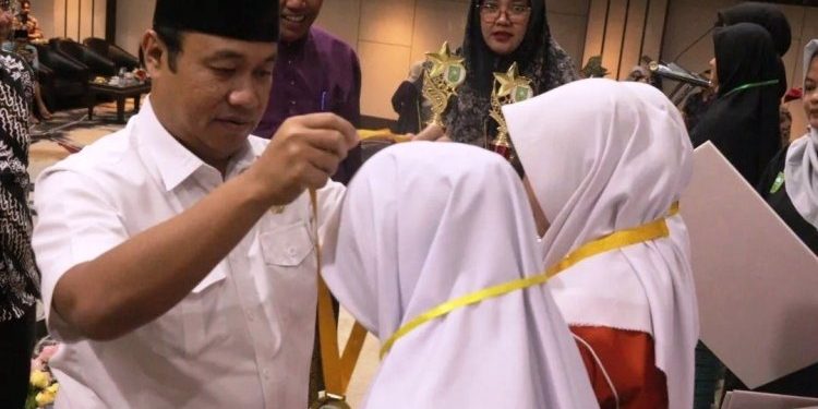 Lomba Cerdas Cermat Budaya Melayu, Yulisman Sebut Tunjuk Ajar Melayu Harus Kita Terapkan