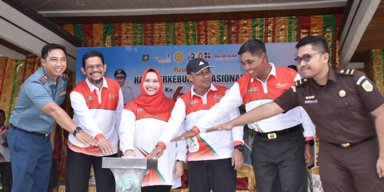 Sempena HUT Perkebunan Nasional Ke-66, Bupati Kasmarni Apresiasi Inovasi Perkebunan Jempol Dinas Perkebunan Bengkalis