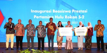 Dua Putri Riau Peraih Beasiswa Prestasi PHR S2 Siap Diberangkatkan ke Amerika