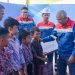 Dirut PHR Serahkan Bantuan Pangan dan Obat-obatan untuk Korban Banjir di Rokan Hilir