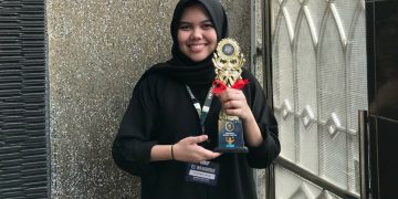 Peraih Beasiswa PHR Regitha Nur Azizah Sabet Juara Nasional Pidato Bahasa Inggris