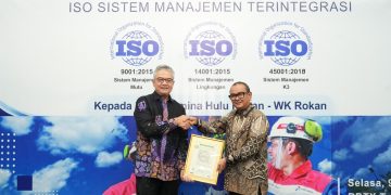 Penyerahan Tiga Sertifikat ISO Sistem Manajemen Terintegrasi 9001, 14001 dan 45001 untuk PHR