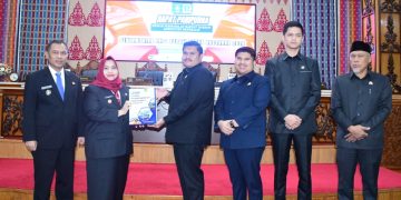 Bupati Kasmarni Sampaikan LKPJ 2024 kepada DPRD Kabupaten Bengkalis